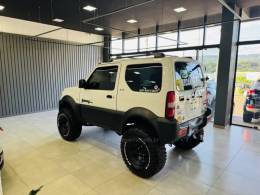 SUZUKI - JIMNY - 2015/2015 - Branca - R$ 75.900,00