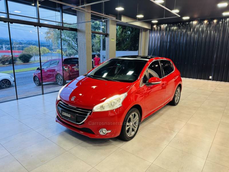PEUGEOT - 208 - 2016/2016 - Vermelha - R$ 56.900,00