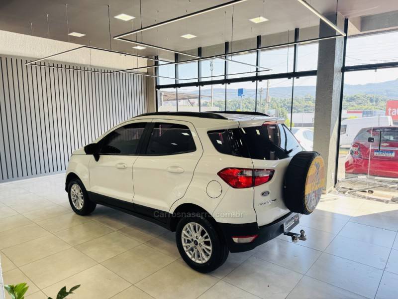 FORD - ECOSPORT - 2017/2017 - Branca - R$ 59.900,00