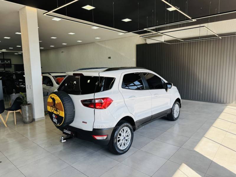 FORD - ECOSPORT - 2017/2017 - Branca - R$ 59.900,00