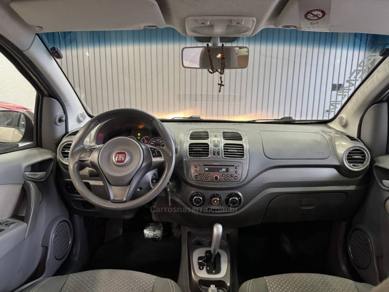 FIAT - SIENA - 2015/2015 - Bege - R$ 45.900,00