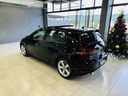 VOLKSWAGEN - GOLF - 2016/2016 - Preta - R$ 145.900,00