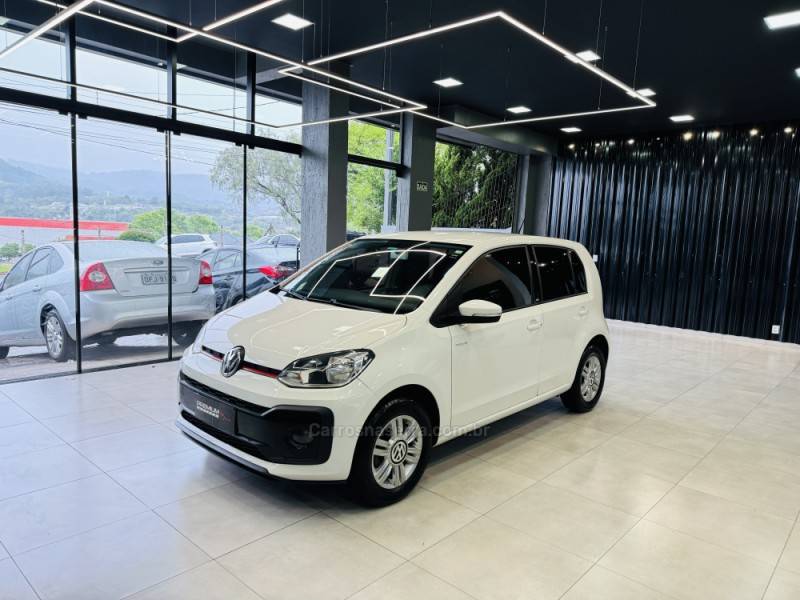 VOLKSWAGEN - UP - 2019/2019 - Branca - R$ 65.900,00
