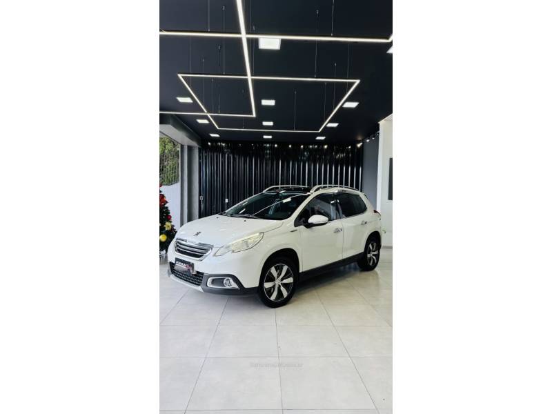 PEUGEOT - 2008 - 2016/2016 - Branca - R$ 59.900,00