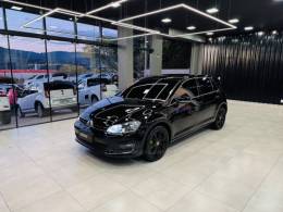 VOLKSWAGEN - GOLF - 2014/2014 - Preta - R$ 75.900,00