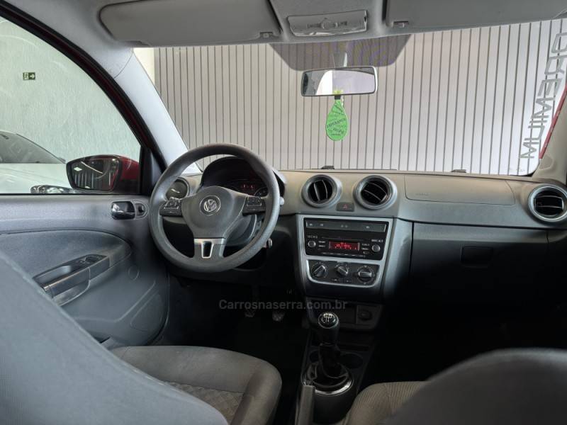 VOLKSWAGEN - GOL - 2016/2016 - Vermelha - R$ 47.900,00