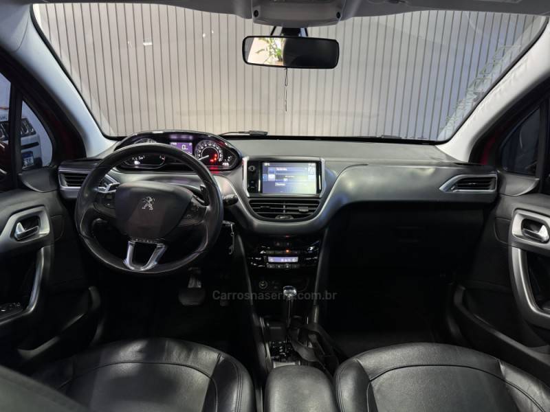 PEUGEOT - 208 - 2016/2016 - Vermelha - R$ 56.900,00