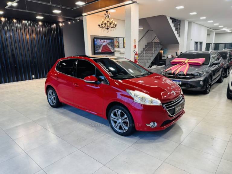 PEUGEOT - 208 - 2016/2016 - Vermelha - R$ 56.900,00