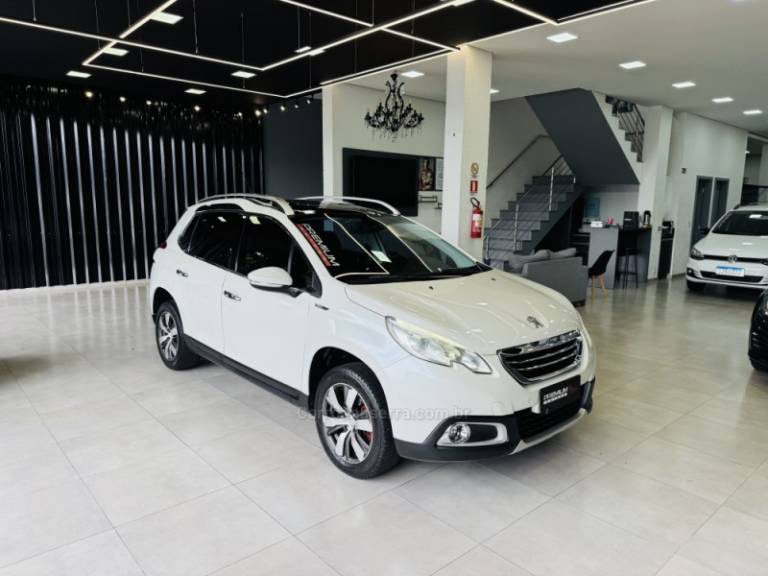 PEUGEOT - 2008 - 2016/2016 - Branca - R$ 59.900,00