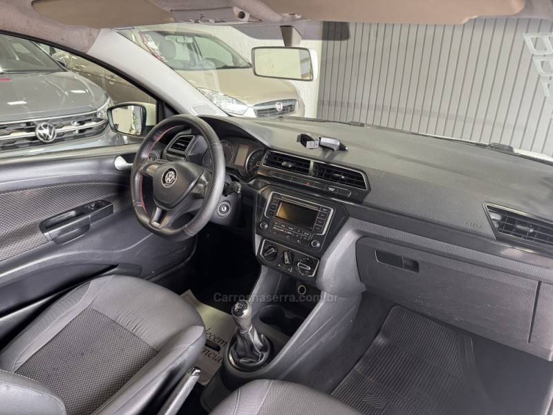 VOLKSWAGEN - SAVEIRO - 2018/2018 - Branca - R$ 62.900,00