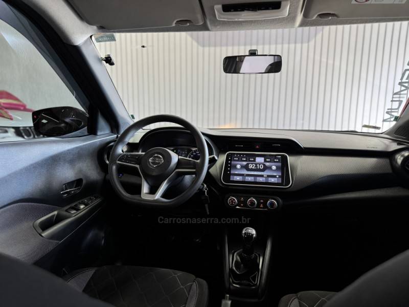 NISSAN - KICKS - 2019/2019 - Preta - R$ 79.900,00