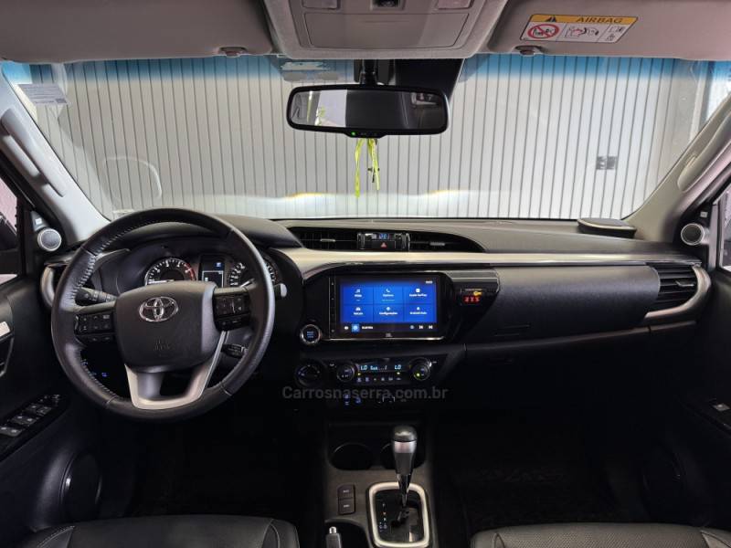 TOYOTA - HILUX - 2024/2024 - Branca - R$ 310.000,00