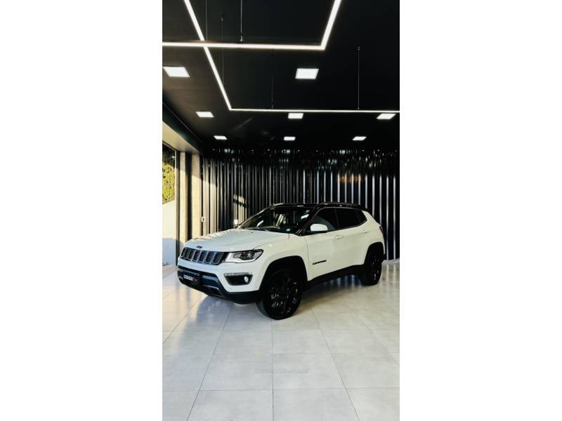 JEEP - COMPASS - 2021/2021 - Branca - R$ 149.900,00