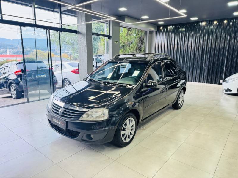 RENAULT - LOGAN - 2013/2013 - Preta - R$ 24.900,00
