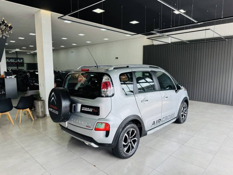 CITROËN - AIRCROSS - 2012/2012 - Prata - R$ 39.900,00