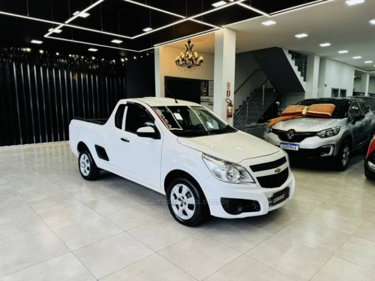 CHEVROLET - MONTANA - 2016/2016 - Branca - R$ 49.900,00