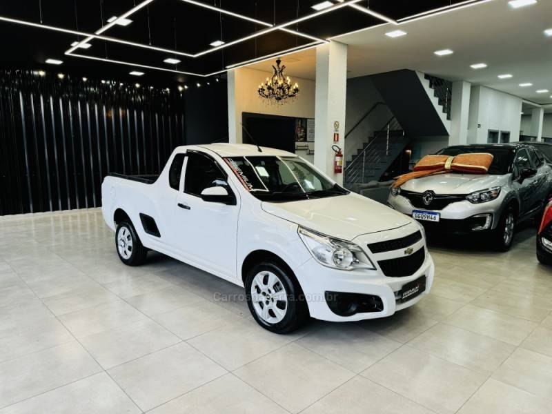 CHEVROLET - MONTANA - 2016/2016 - Branca - R$ 49.900,00