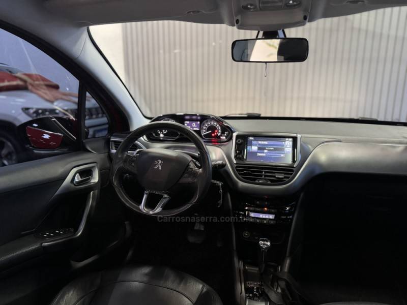 PEUGEOT - 208 - 2016/2016 - Vermelha - R$ 56.900,00