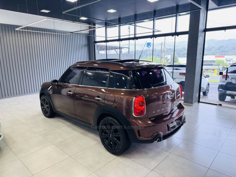 MINI - COOPER - 2014/2014 - Marrom - R$ 89.900,00