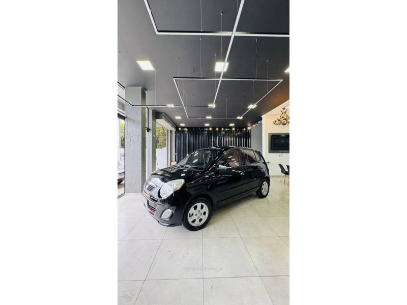 KIA MOTORS - PICANTO - 2011/2011 - Preta - R$ 35.900,00