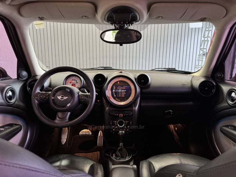MINI - COOPER - 2014/2014 - Marrom - R$ 89.900,00