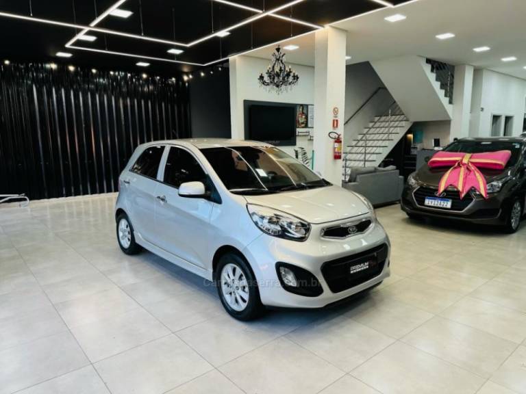 KIA MOTORS - PICANTO - 2012/2012 - Prata - R$ 39.900,00
