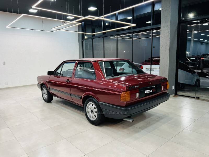 VOLKSWAGEN - VOYAGE - 1990/1990 - Vermelha - R$ 40.000,00